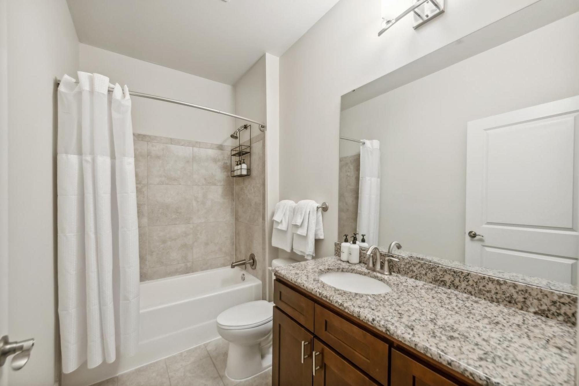 Kasa At Berkshire Village District Raleigh Room photo